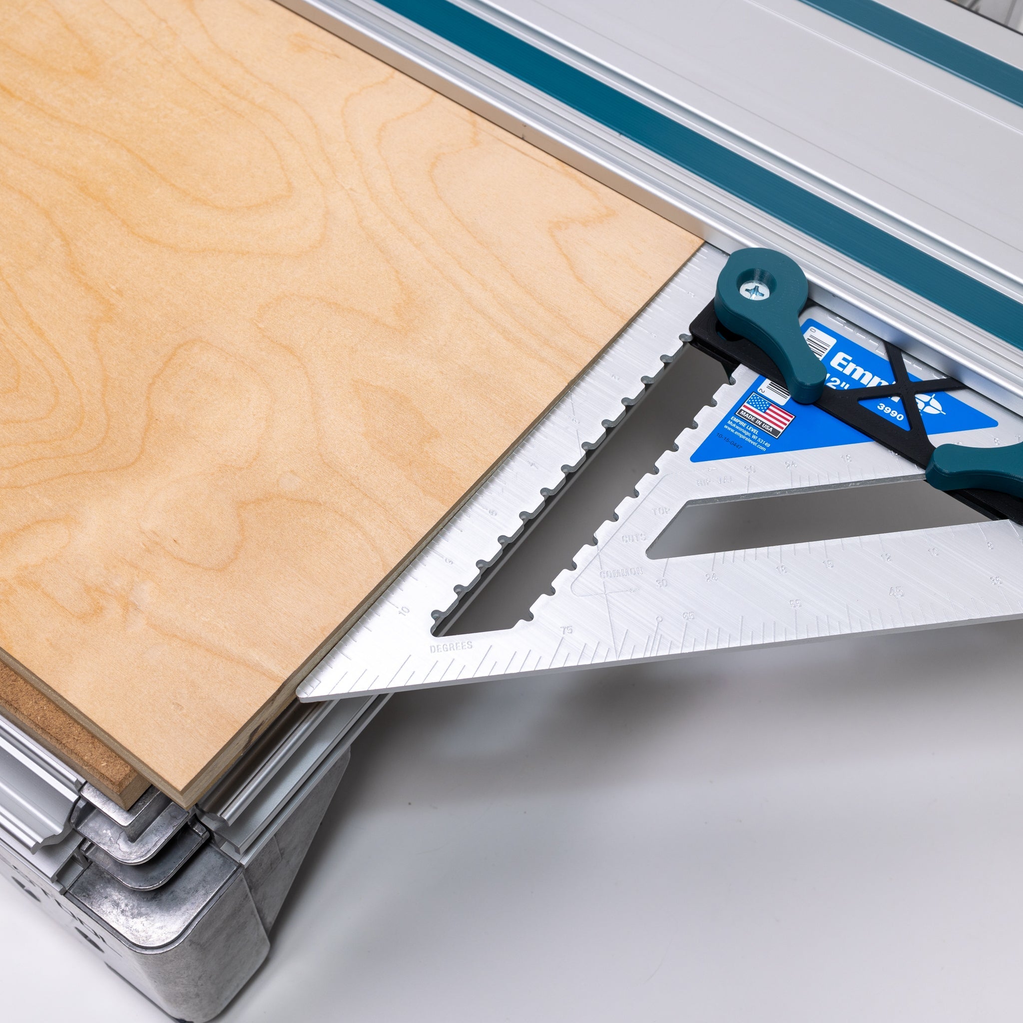 Makita guide deals rail square